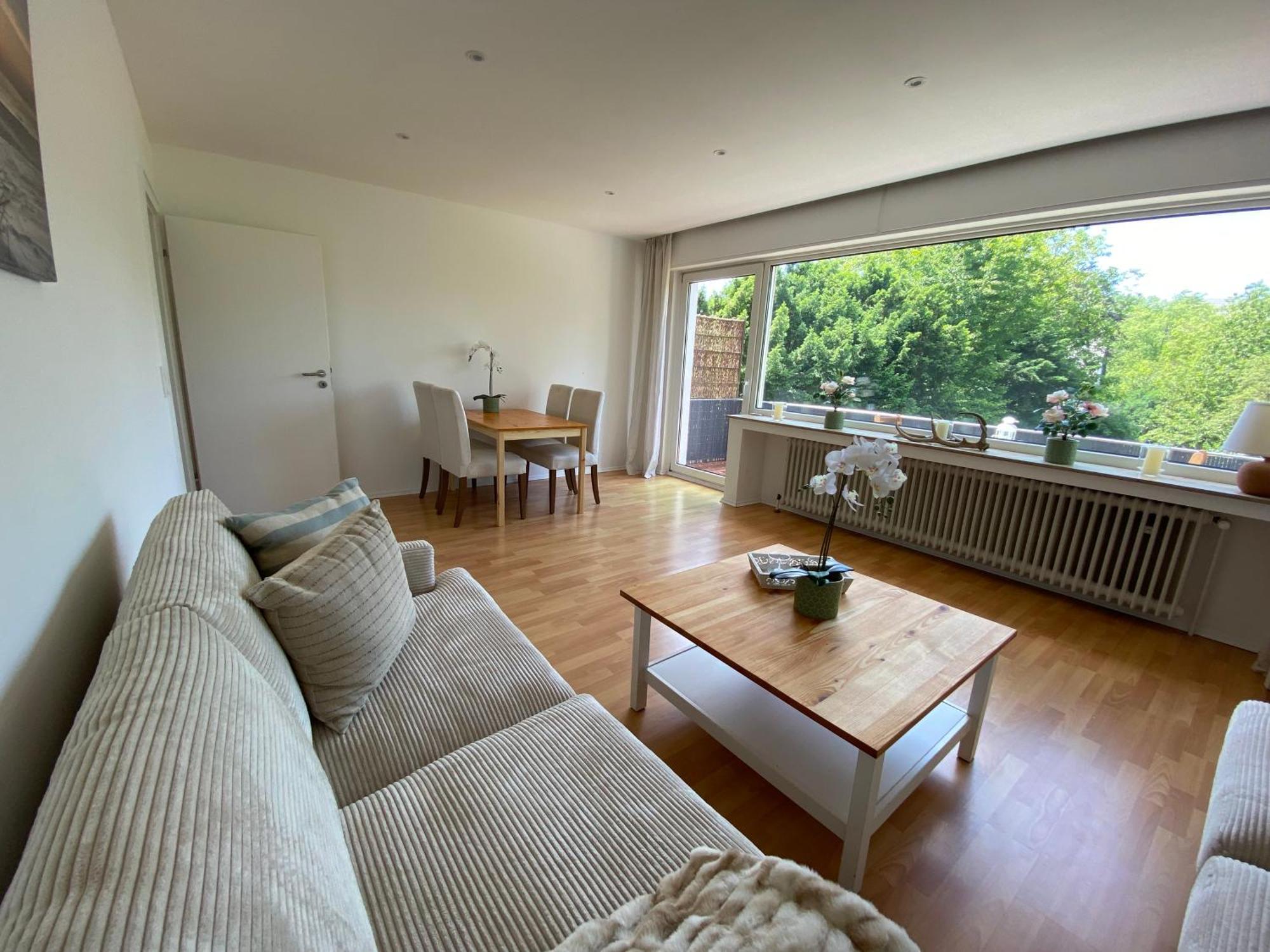 Stilvolle Ferienwohnung Im Zentrum Von Unna Bagian luar foto