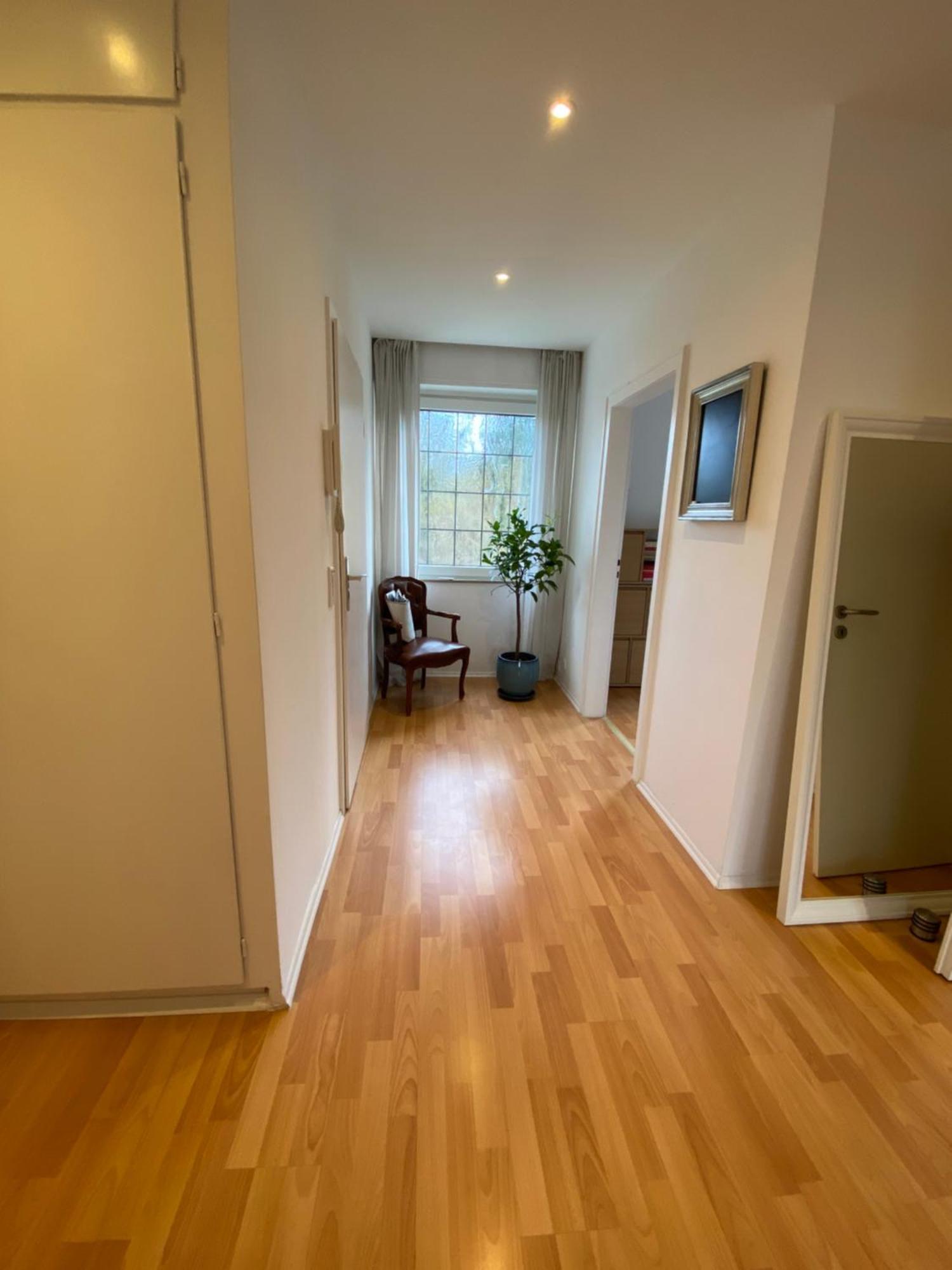Stilvolle Ferienwohnung Im Zentrum Von Unna Bagian luar foto